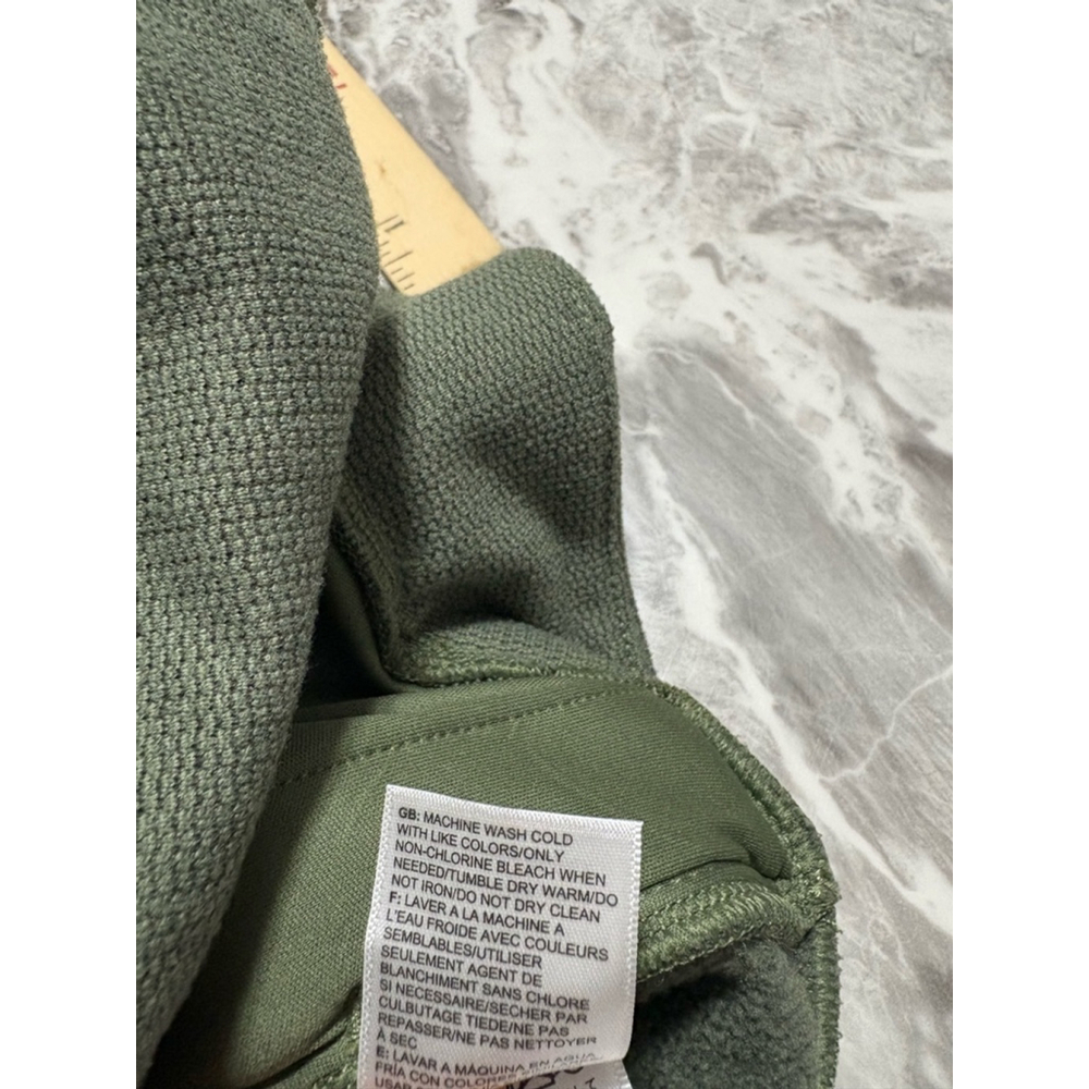 The North Face Women Furry Fleece VEST Green Jackets 2210 Sz Xs - Picture 7 of 7